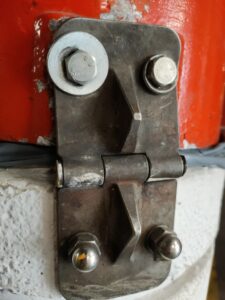 esempio di foto con pareidolia per gara di pareidolia - esercizio creativo per la prima media, compito per le vacanze di natale